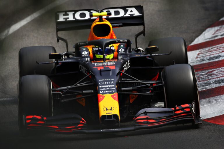 Checo Pérez se queda con el cuarto lugar; Max Verstappen gana el Gran Premio de Mónaco