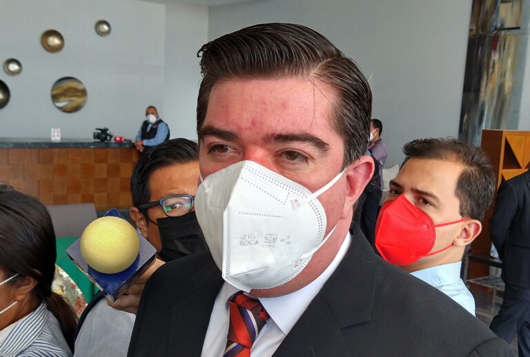 Notificarán a CNDH sobre trato indigno que recibieron saltillenses durante vacunación