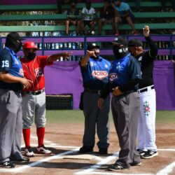Liga de béisbol del Norte de Coahuila arranca entre Ferrocarrileros vs Saraperos 3