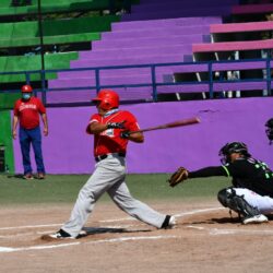 Liga de béisbol del Norte de Coahuila arranca entre Ferrocarrileros vs Saraperos 4