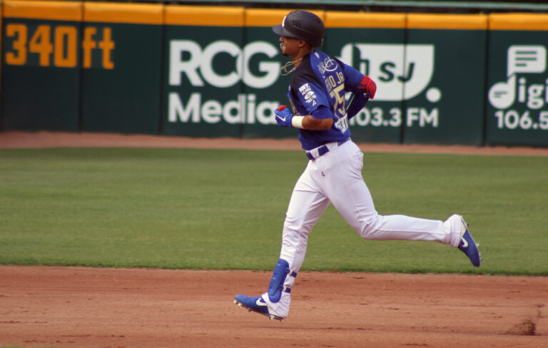 Acereros viene de atrás con HR de 3 carreras de Noeha Perio para vencer 5-3 a Bravos y convertirse en finalista de la Copa Gobernador Coahuila 2021