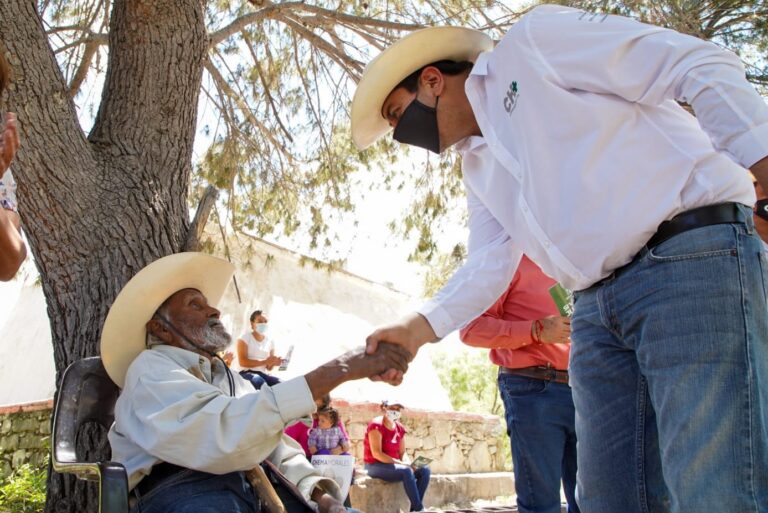 Pide Chema Morales a la gente del campo seguir confiando en su proyecto