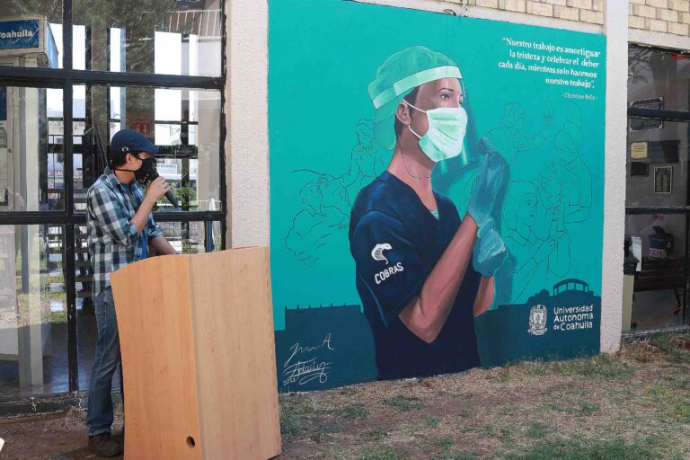 En honor a las y los enfermeros develan mural en la Facultad de Enfermería de la UA de C