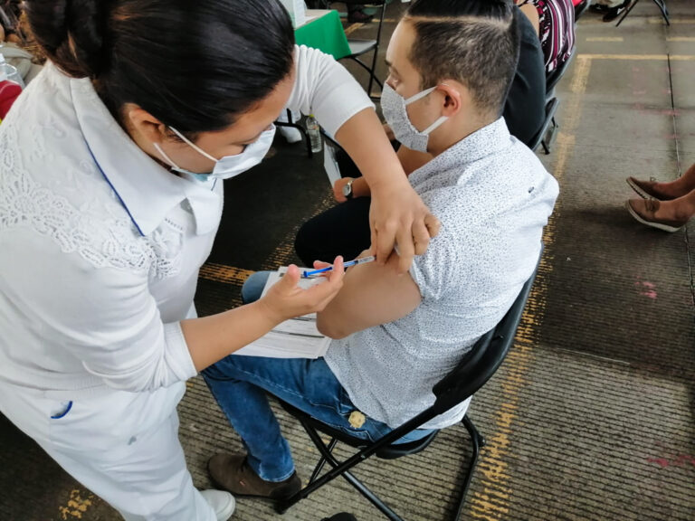 Este miércoles, arranca vacunación para personas con 40 años y más en Arteaga y General Cepeda