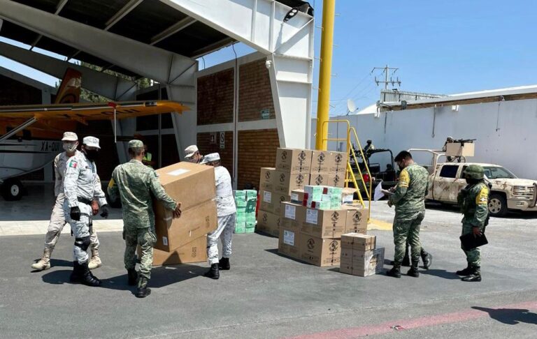 Llegan a Coahuila 21 mil 600 dosis SINOVAC para completar esquemas de adultos mayores
