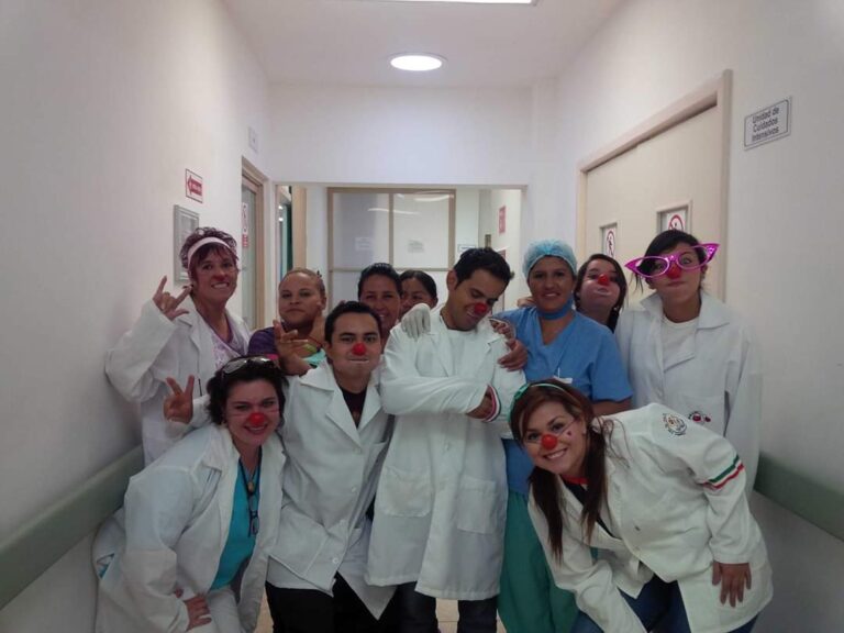 Podrían Doctores de la Risa volver en julio a un hospital