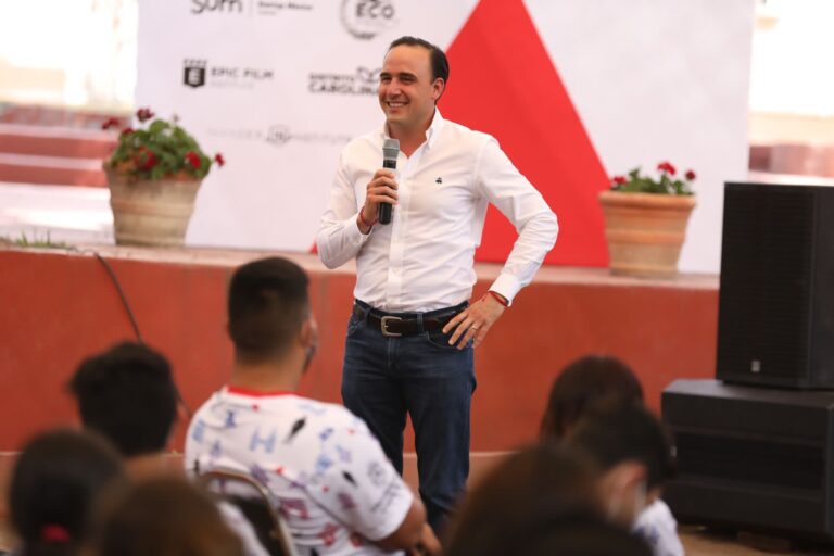 Saltillo tiene presente y futuro con ustedes: Manolo Jiménez