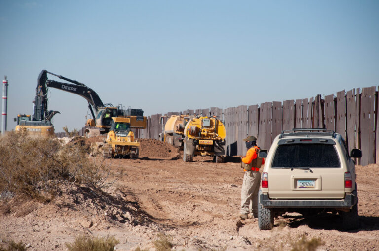 6 de cada 10 estadounidenses apoya la construcción de un muro fronterizo en su frontera sur