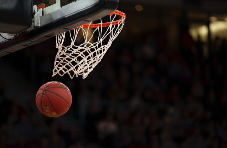 México derrota a Rusia en basquetbol y se mete en las semifinales del Preolímpico