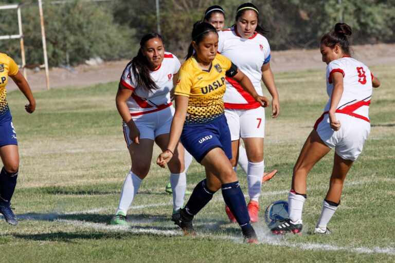 Se realiza en la UA de C el Campeonato Nacional Universitario de Fútbol 2021