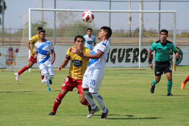 Van “Coyotes Saltillo Soccer” por su boleto a cuartos de final