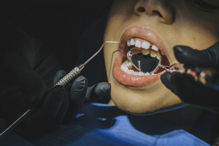 La lucha contra las caries empieza desde los primeros meses de vida