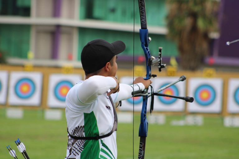 Dan en el oro a equipos mixtos de Tiro con Arco de Coahuila