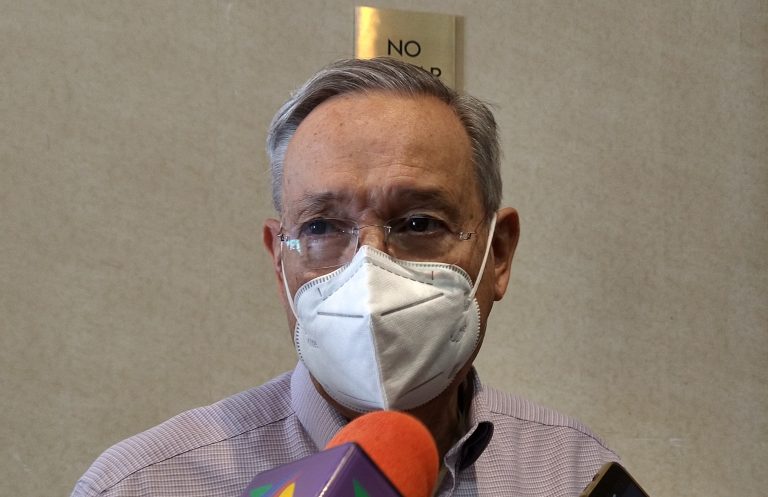 Descarta SEDU revacunación de maestros; efectividad de las dosis está comprobada   