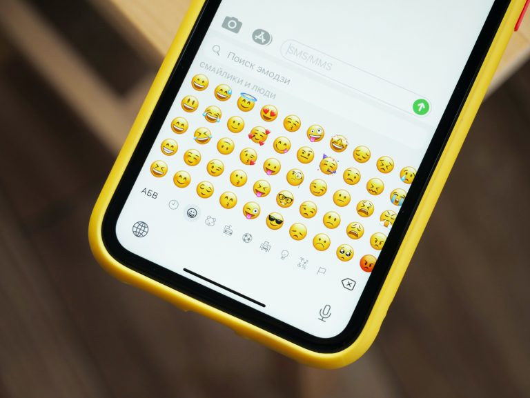 Estos son los tres emojis más malinterpretados del mundo