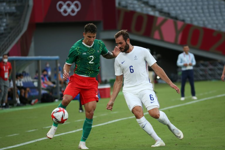 México golea a Francia en su debut de fútbol en los Juegos Olímpicos