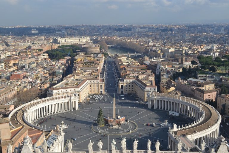 Ofrece Vaticano mediar el conflicto entre Israel y Hamás