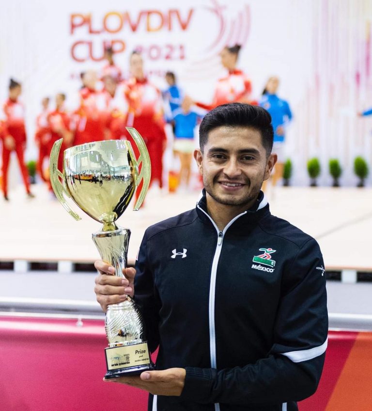 Conquista coahuilense Iván Veloz el oro en el Plovdiv Cup 2021 Aerobics Open