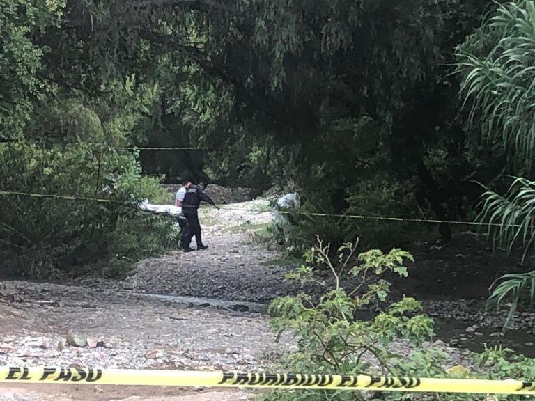 Encuentran muerto a hombre en arroyo al surponiente de Saltillo