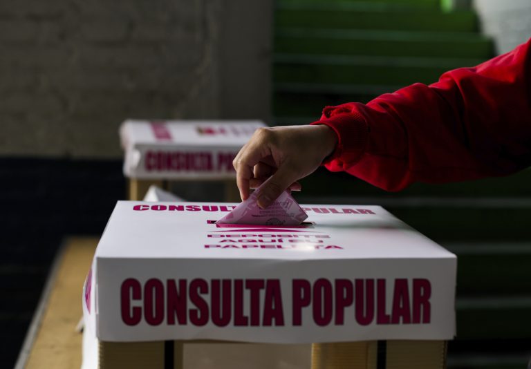 Contento López Obrador por resultado de Consulta Popular 2021; fue ‘trascendente’, afirma