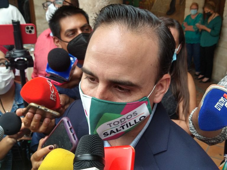 Entre más módulos de vacunación para los saltillenses, mejores resultados: Manolo