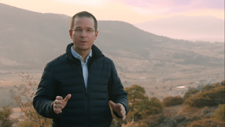 Ricardo Anaya recibió 6 millones 800 mil pesos para votar a favor de Reforma Energética: FGR