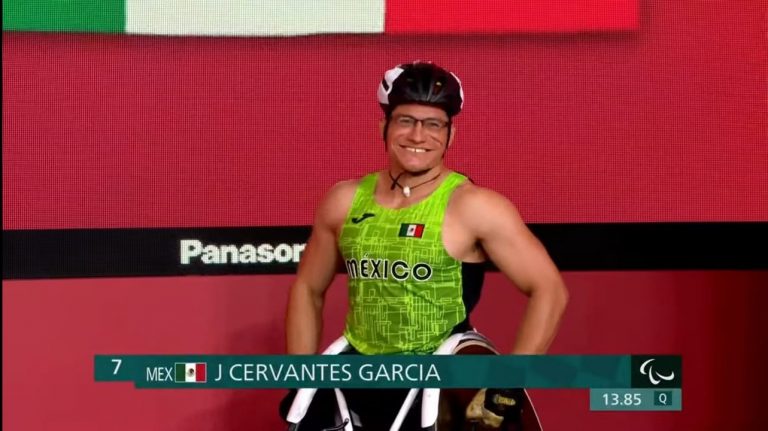 Juan Pablo Cervantes gana medalla de bronce en 100 metros T54 en Tokio 2020