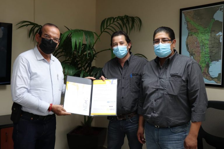 Entrega Economía Coahuila certificación ISO 9001:2015 a empresa saltillense