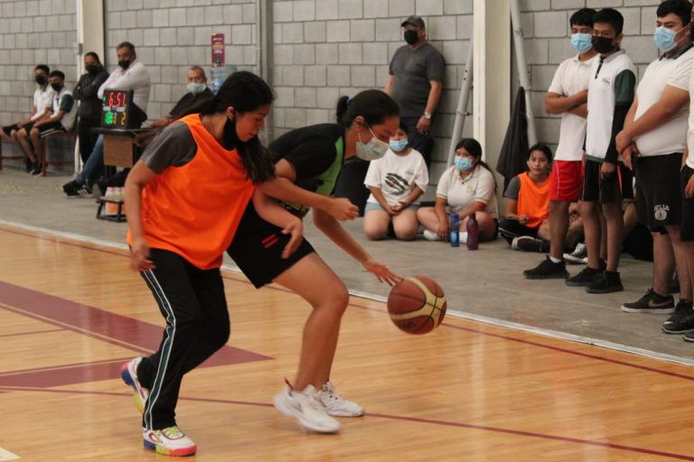 Reactiva COBAC actividad deportiva con cuadrangular Coahuila Sureste