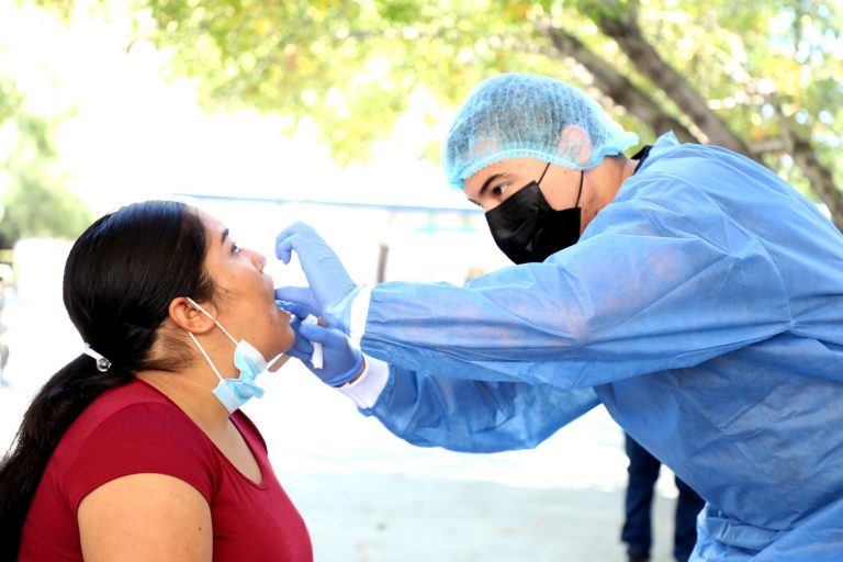 Realiza Facultad de Odontología UA de C campaña de prevención y detección temprana de cáncer oral