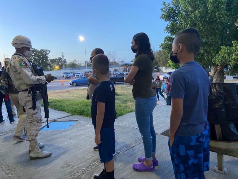 Vacuna Coahuila a mil menores de 12 a 17 años