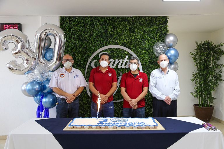 Celebran 30 años de Cerámica Santa Anita