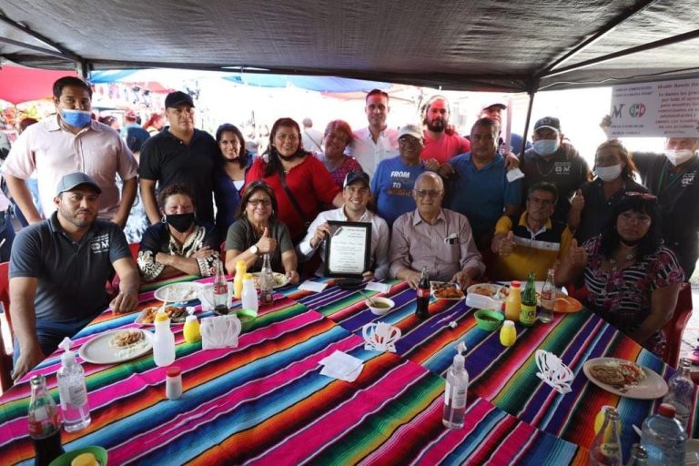 Comerciantes populares reconocen labor de Manolo Jiménez