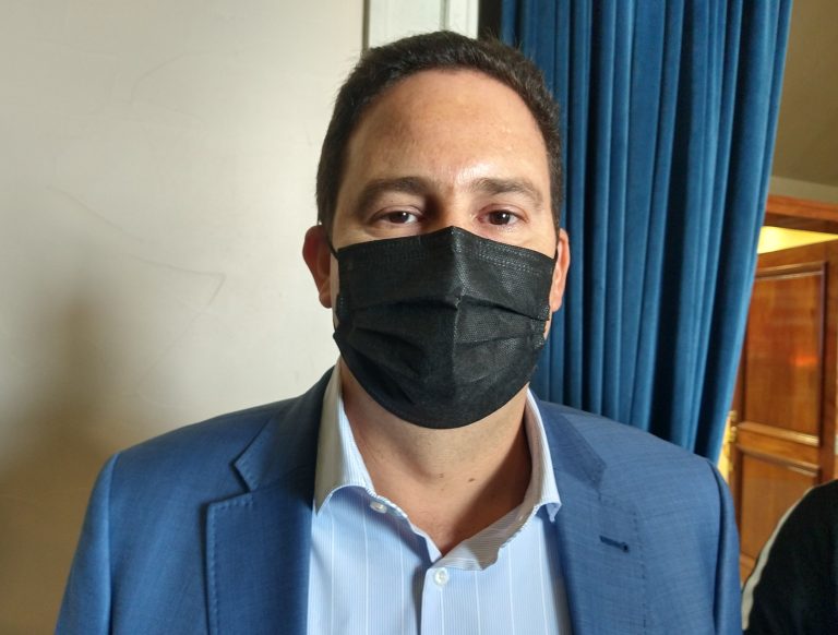 Decreto para legalizar autos “chocolate” ya entró en vigor, pero no hay reglas para su operación en Coahuila