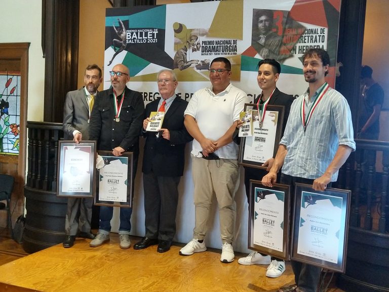 Entrega Saltillo premios nacionales de Ballet, Dramaturgia y Autorretrato