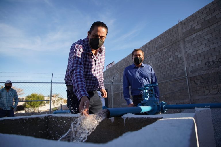 Entregan pozo de agua en la colonia Fidel Velázquez