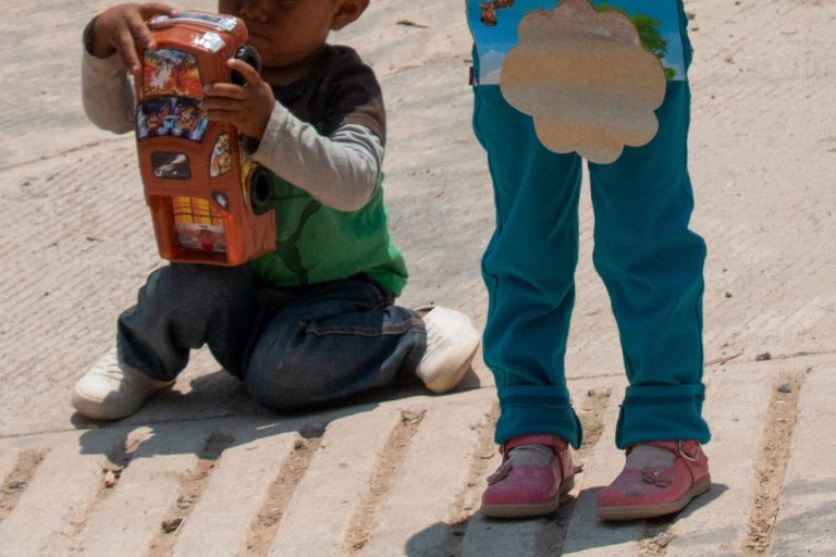 La pandemia deja huérfanos a 244 mil 500 niños en México