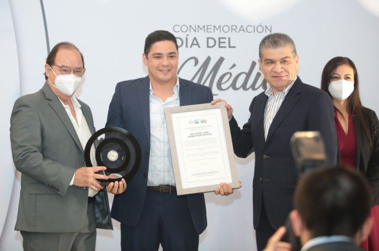 Reconoce MARS la labor de los médicos en Coahuila