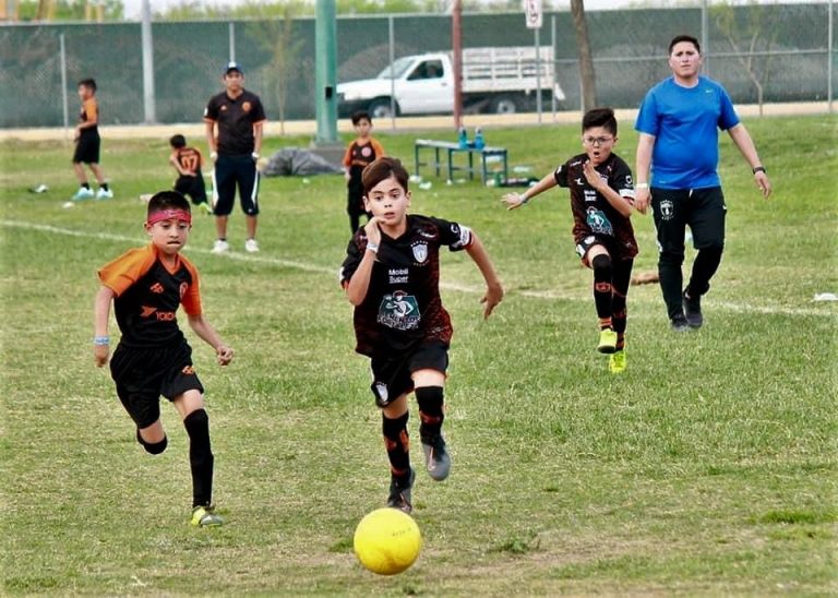 Va saltillense Romualdo Aguirre Galindo a Fuerzas Básicas del Pachuca