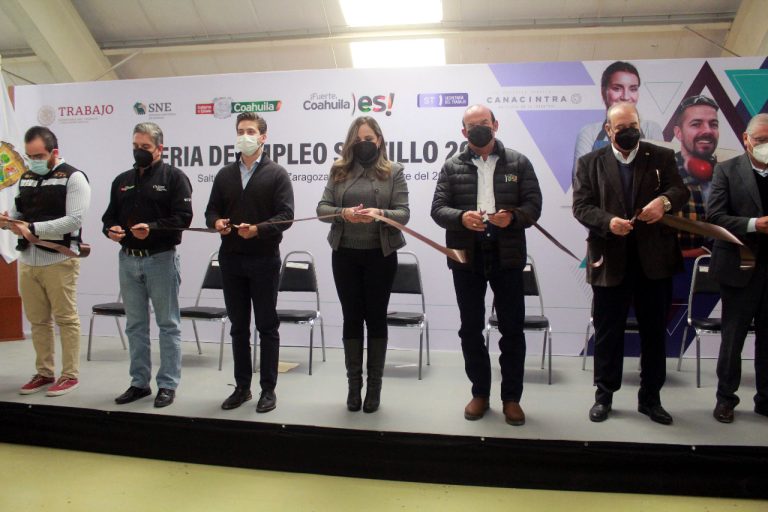 Realiza gobierno de Coahuila Feria de Empleo en Saltillo