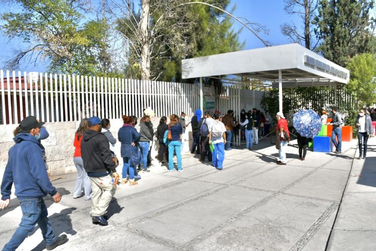 9 mil 500 ramosarizpenses fueron vacunados contra el COVID-19 tras completar jornada 