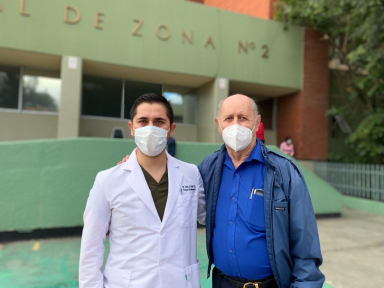 Extraen tumor torácico más grande que un melón en Hospital 2 del IMSS en Saltillo