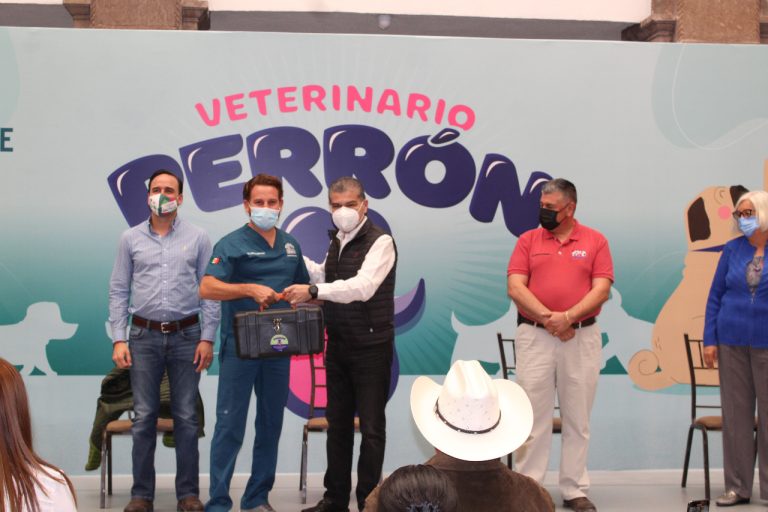 Con cruzadas de esterilización de mascotas de compañía, se atendió a más de 32 mil animales en Coahuila en 2021