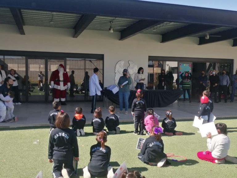 Apoya INEDEC en exhibición de taekwondo para la casa hogar ‘Abrázame’