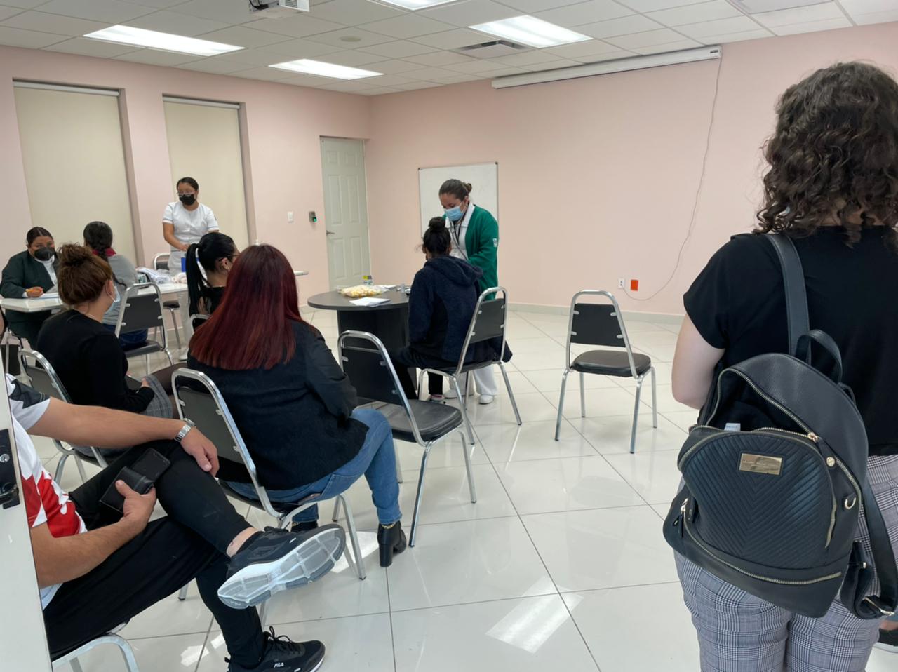 Brigada de vacunación en los Centros de Justicia y Empoderamiento para ...