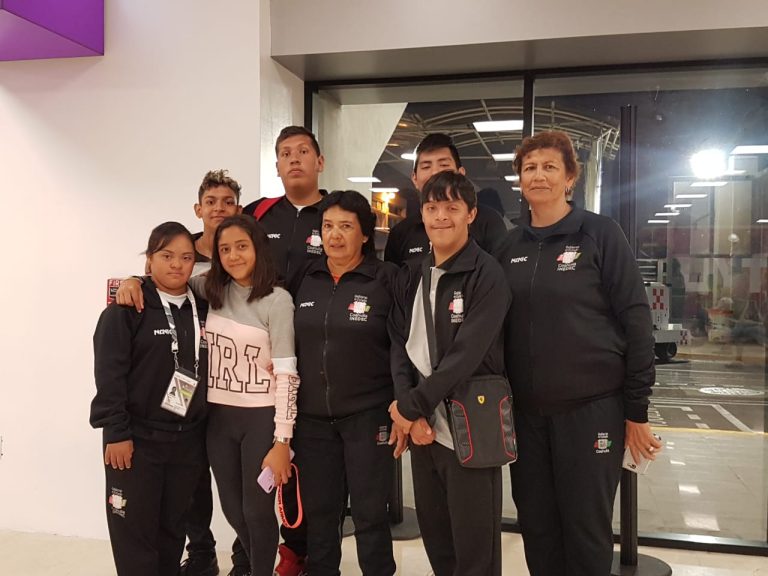 Consuelo Martínez: 30 años entregados a la natación para deportistas especiales de Coahuila