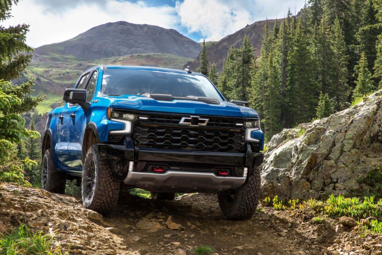 Las nuevas Chevrolet Silverado y Cheyenne llegarán completamente renovadas a México