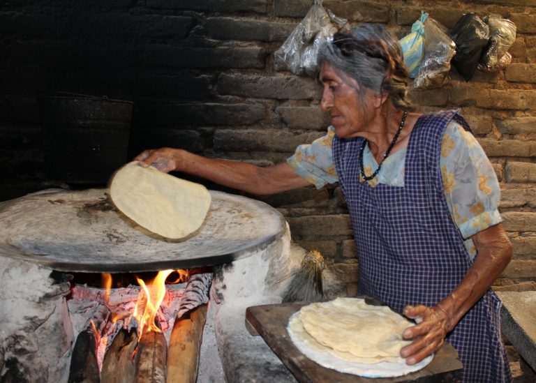 Siete millones de mexicanos pasan de clase media a baja en este sexenio