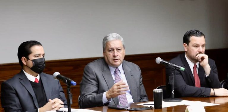 Trabajamos todos los días por la seguridad de Saltillo: Chema Fraustro