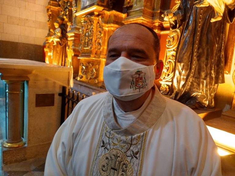 Reconoce obispo falta de compromiso entre jóvenes para decidirse por la vida sacerdotal